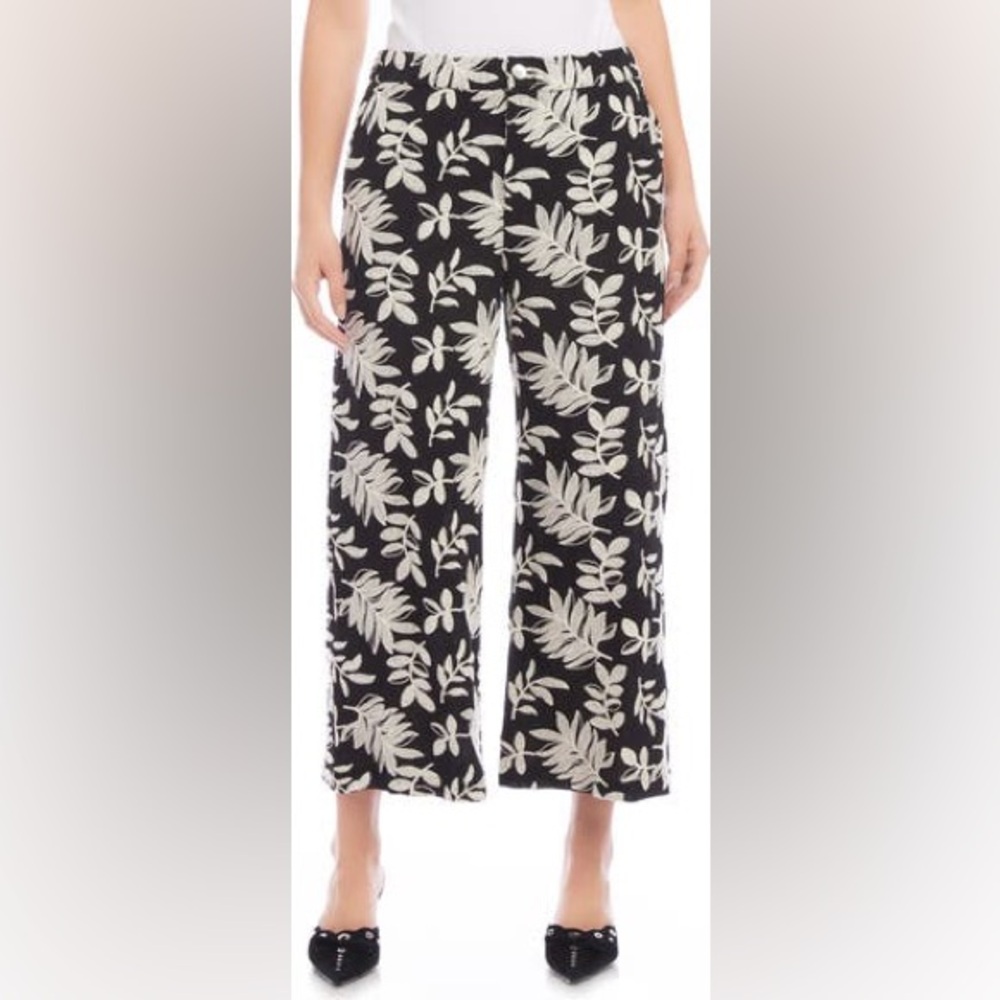 Fifteen Twenty Rylee Black and White Embroidered Crop Wide-Leg Pants size Small
